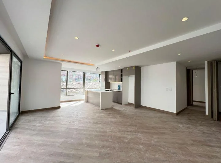 En Venta Departamento a Estrenar, Azuay — imagen 1