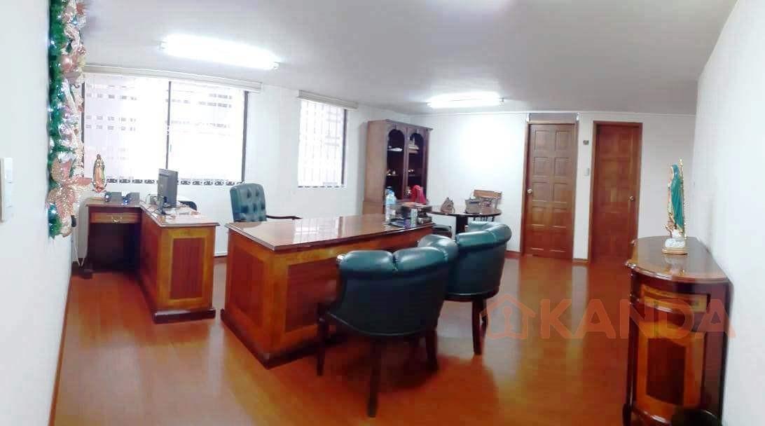 Casa de Venta - 3 Departamentos por Piso - Sector Batan Bajo — imagen 10