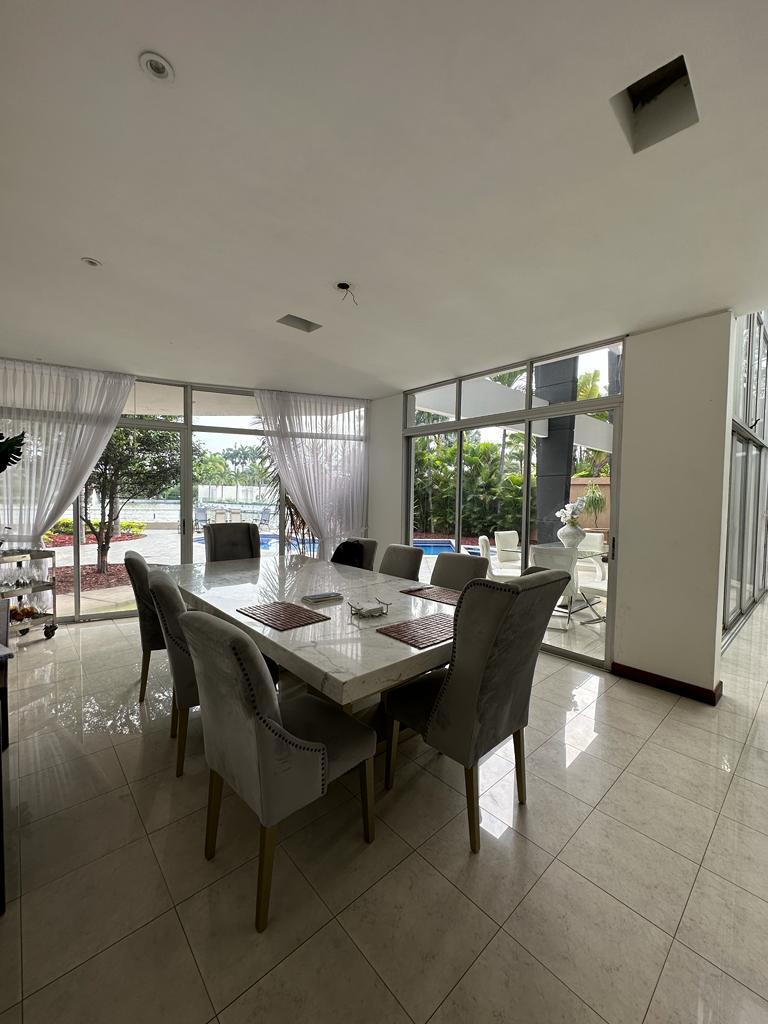 Linda Villa Al Rio en Venta o Alquiler, Guayas — imagen 9