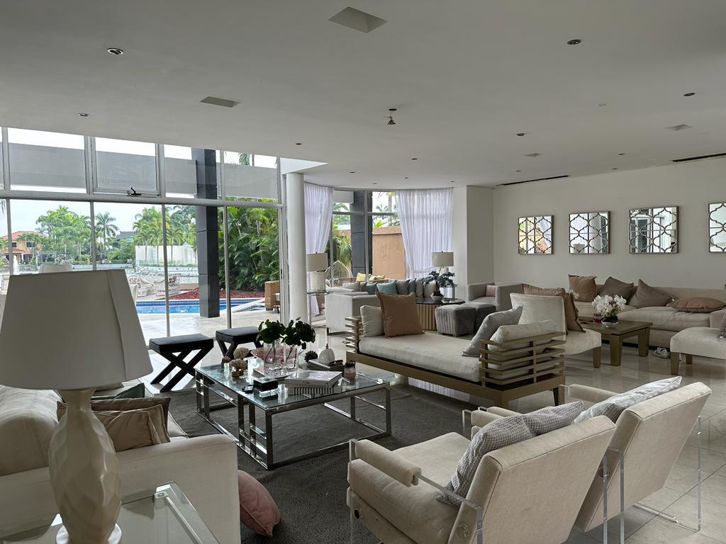 Linda Villa Al Rio en Venta o Alquiler, Guayas — imagen 7
