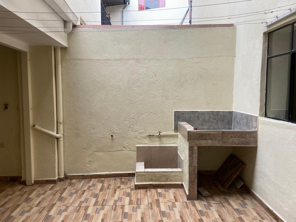 Hermosa Casa Comercial en Venta, Sector Centro Historico, Azuay — imagen 5