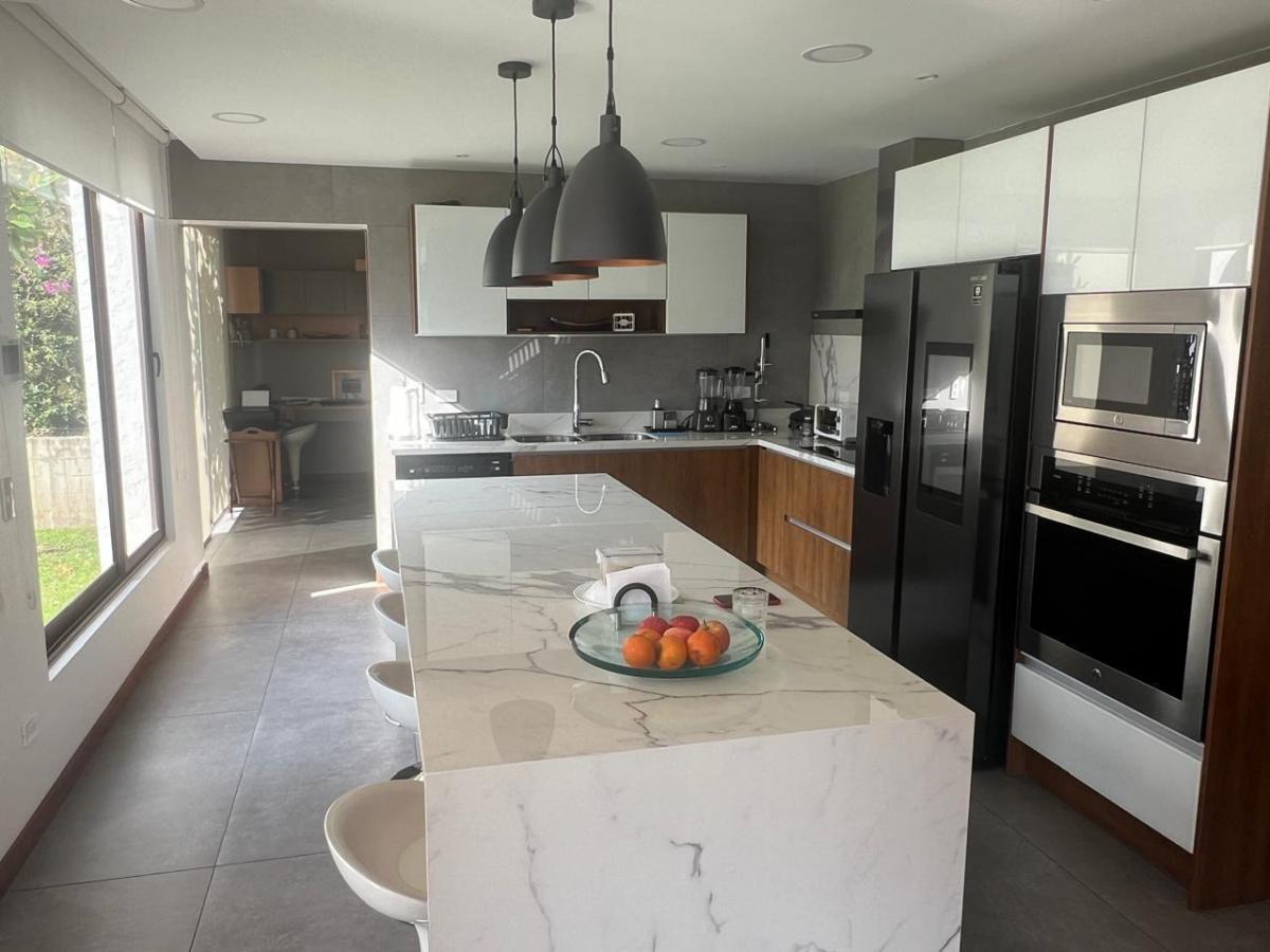 Venta de Casa en Cumbaya Sector Preferido!. Provincia de Pichincha — imagen 7