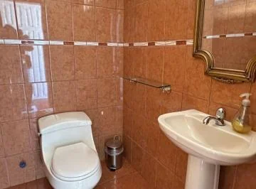 Casa Esquinera en Venta – Monteserrín | Norte de Quito — imagen 3