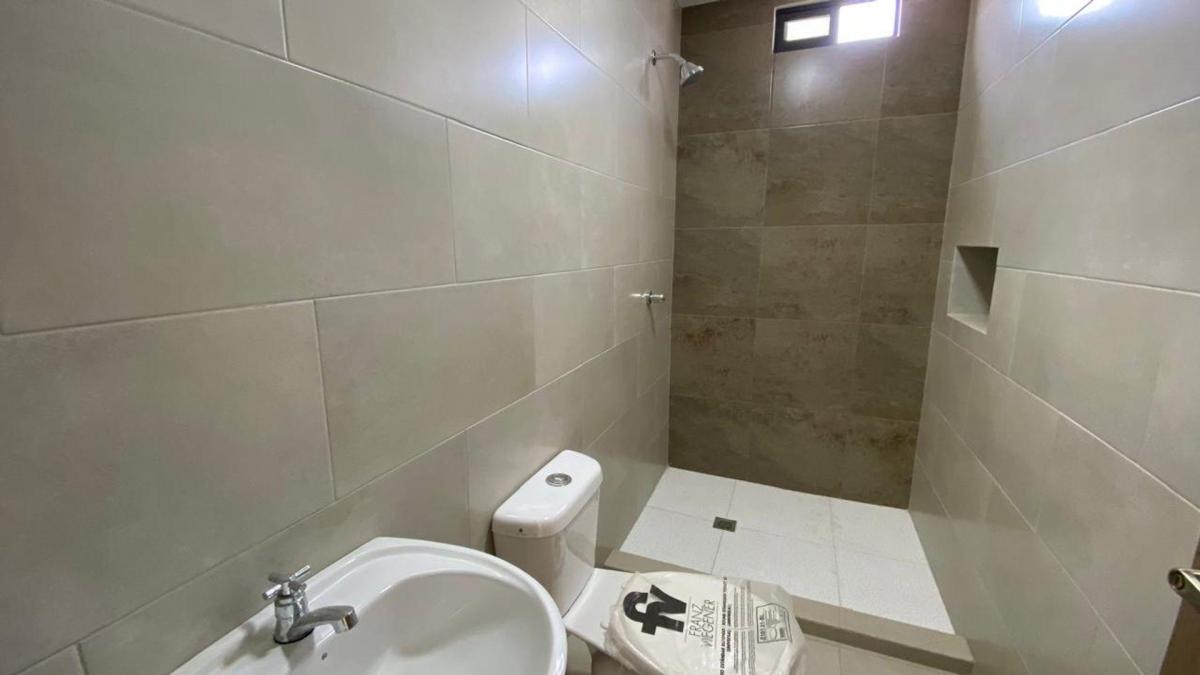 Casa de Venta en Manta Costa Azul, Manabí — imagen 6
