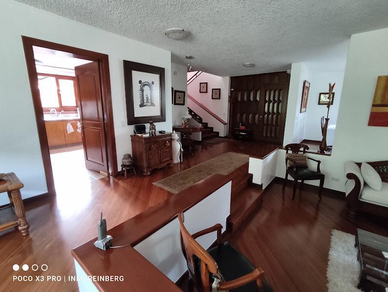 Casa en Venta en Balcones de Cumbayá $650.000 4habitaciones 4 1/2 Baños — imagen 7