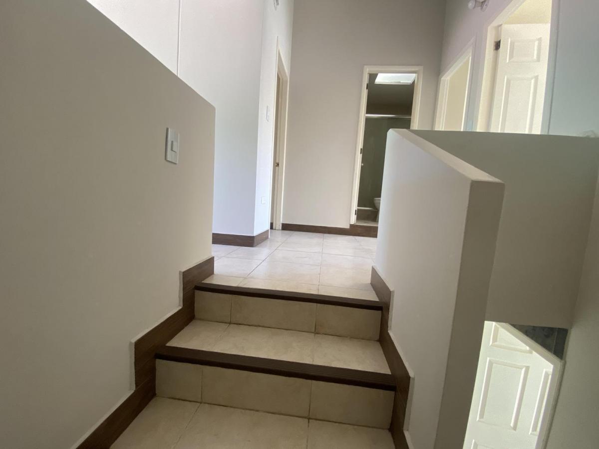 Venta Casa Amplia 3 Dorm., Sector Pomasqui — imagen 3