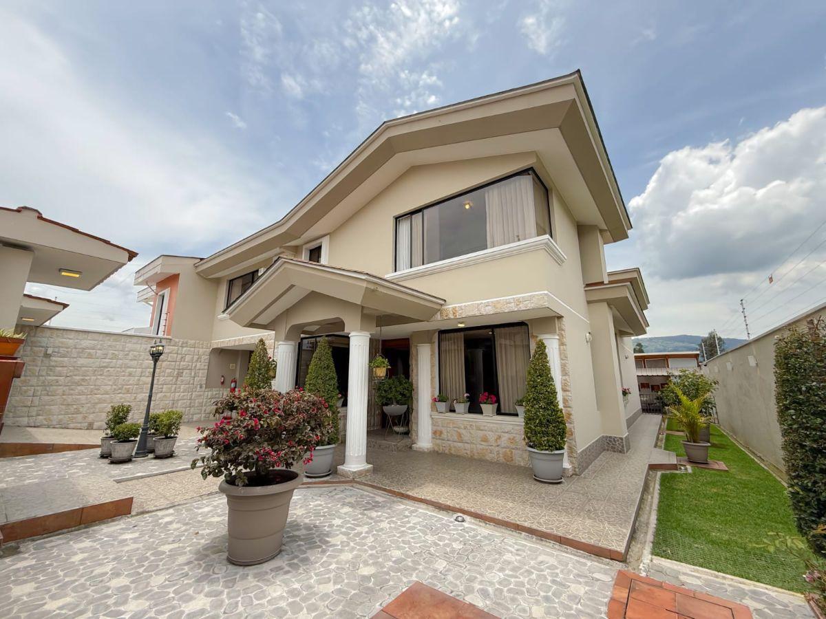 Venta de Casa en Urbanización Privada Sector La Espe – Valle de Los Chillos — imagen 5
