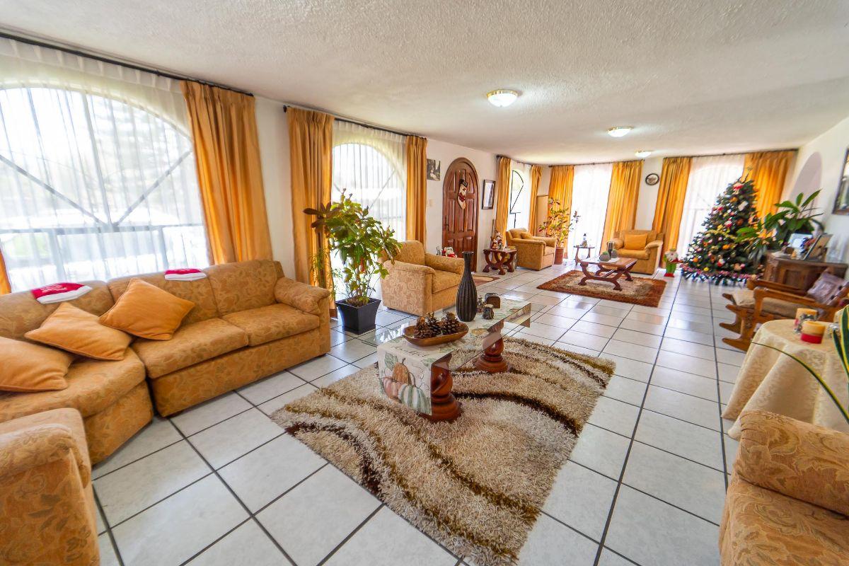 Casa Independiente con Terreno de 967 m² en Venta Sector La Merced Valle de Los Chillos — imagen 6