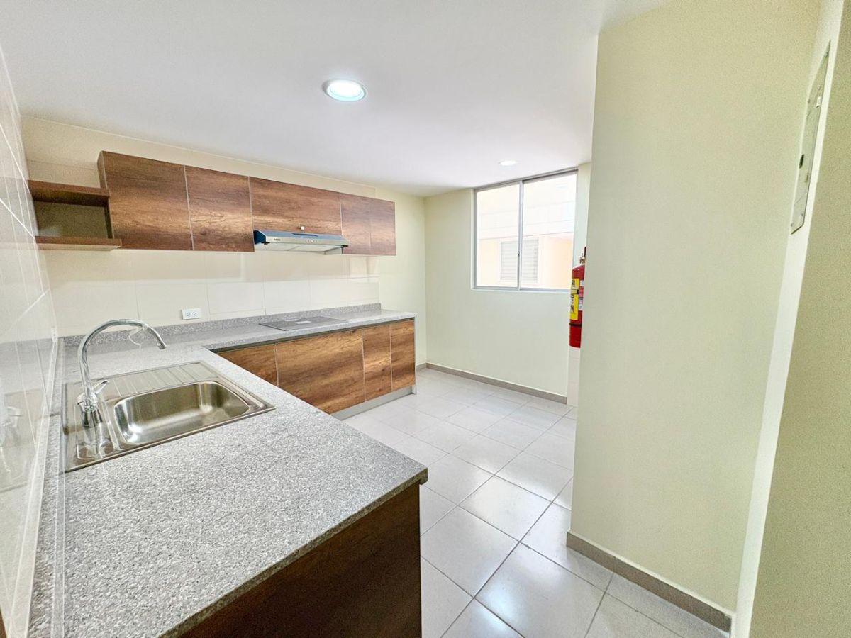 Departamento a Estrenar La Kennedy Norte de Quito — imagen 9