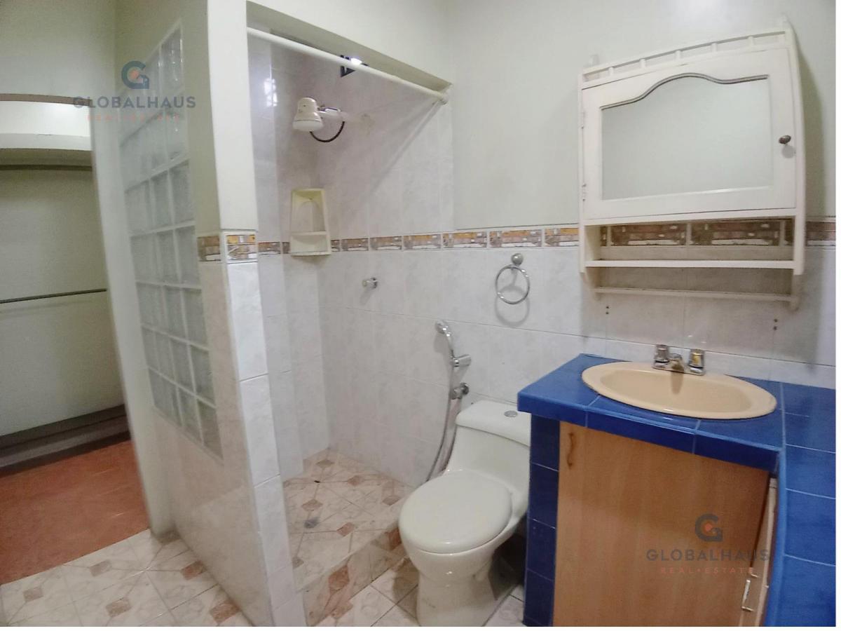 Venta Casa Rentera Multifamiliar en Av Narcisa de Jesús, 3 Departamentos, m. Z. Guayas — imagen 2