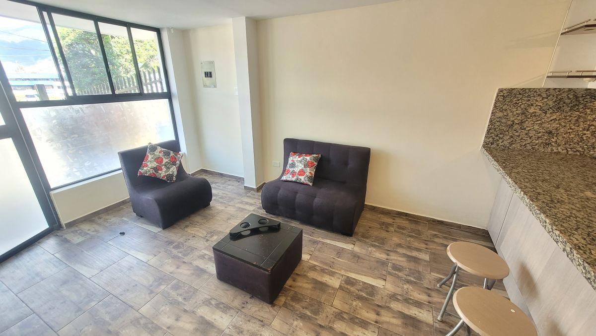 Casa en Venta en Solca con Suite Independiente | Conjunto Privado — imagen 8
