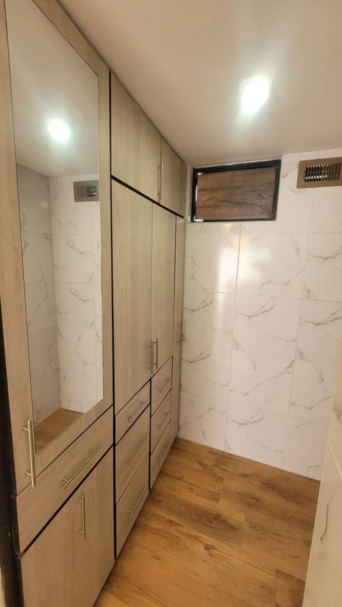 Casa de Venta, Sector Solca, 5 Dorm. — imagen 5