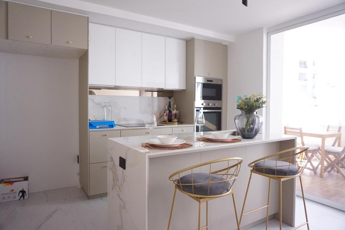 Departamento en Venta con Balcón por Estrenar Sector Gonzalez Suarez — imagen 7
