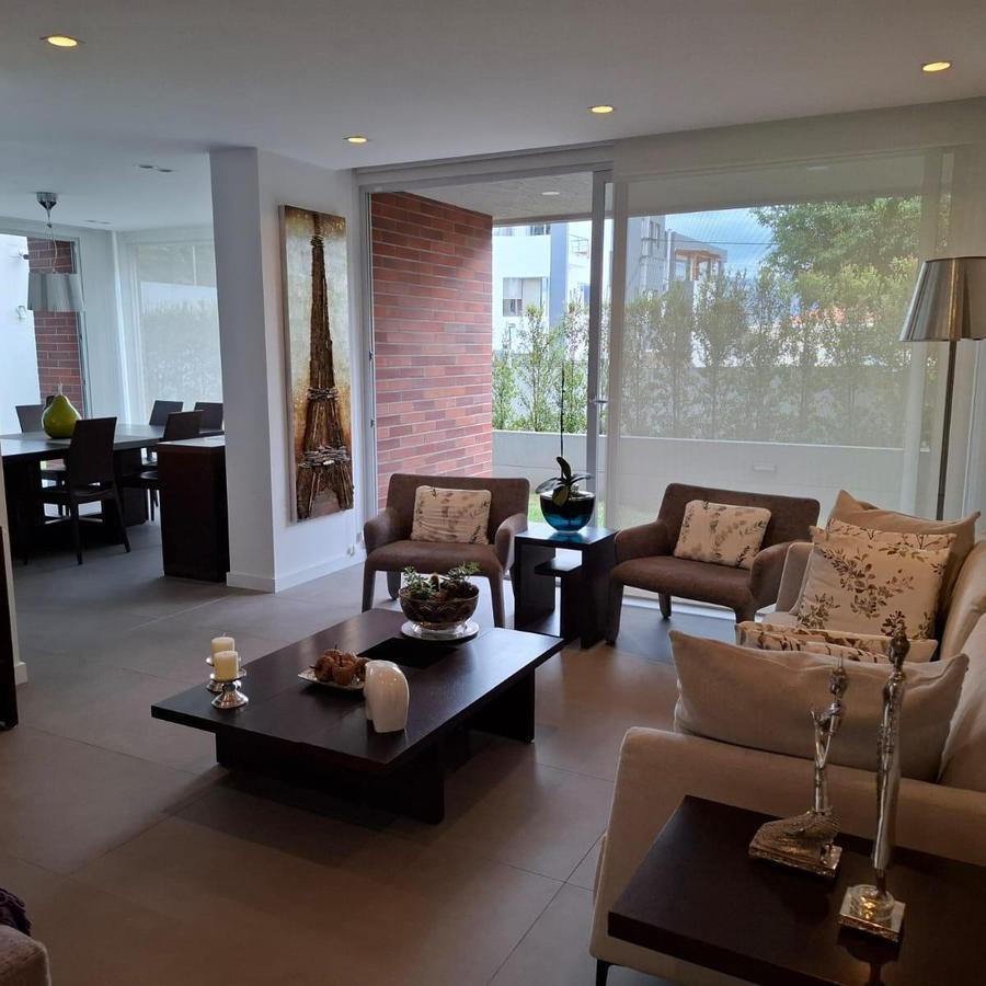 Departamento con Jardin y Acceso a Parque Privado Jardines del Este, Cumbayá — imagen 10