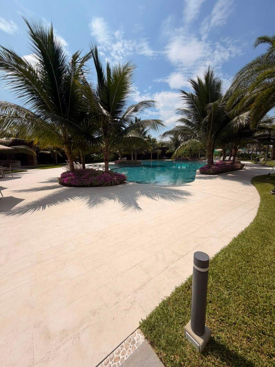 Terreno de 349 m² en Venta en Punta Barranca 100 Samborondón, Guayas — imagen 2