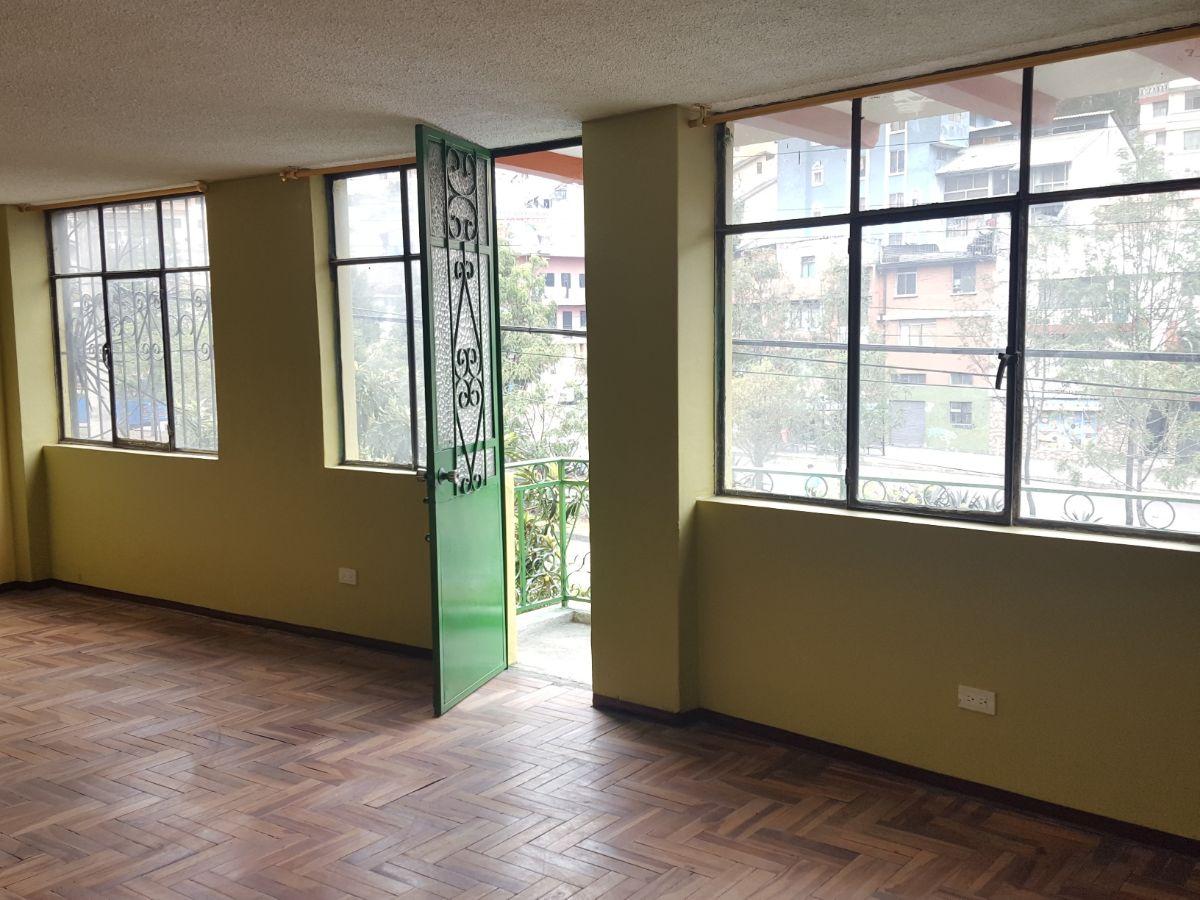 Departamento de Venta, Centro de Quito, La Marín, 140 m — imagen 2