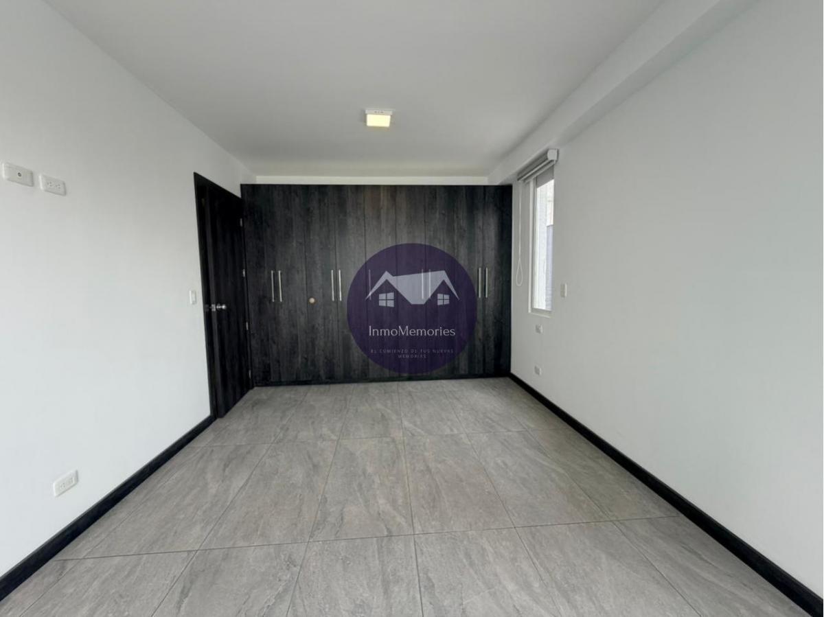 Venta Hermoso Departamento 3 Dorm. Urbanización Exclusiva, Cumbayá, Sector La Primavera — imagen 4