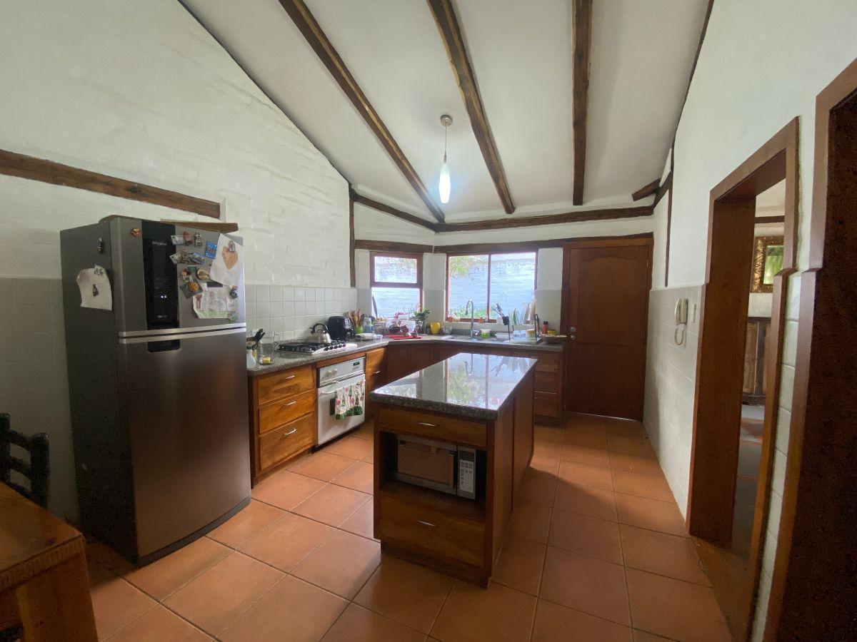 Venta Casa de Oportunidad Linda, Grande en Una Sola Planta, Sector La Pampa — imagen 2
