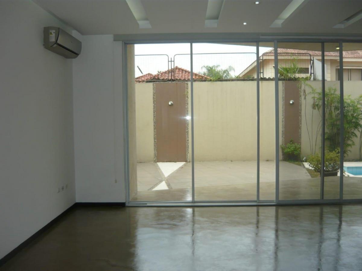 Casa de Venta en La Vía a Samborondón, Primeros Kilóm, Guayas. Guayas — imagen 9