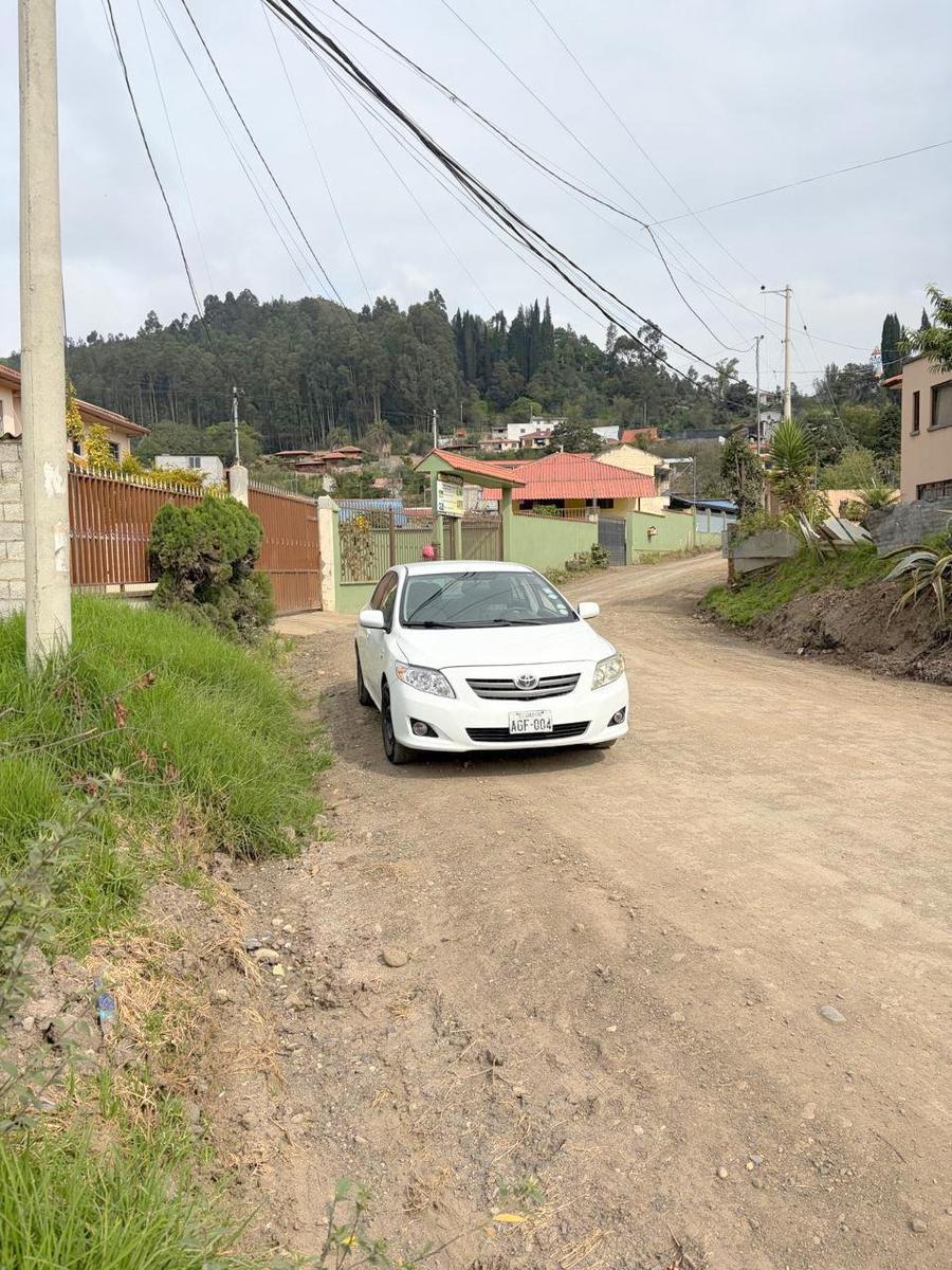 Hermoso Terreno en Venta 300 m². Planito Sector Guajibamba Cuenca – Ec, Azuay — imagen 2