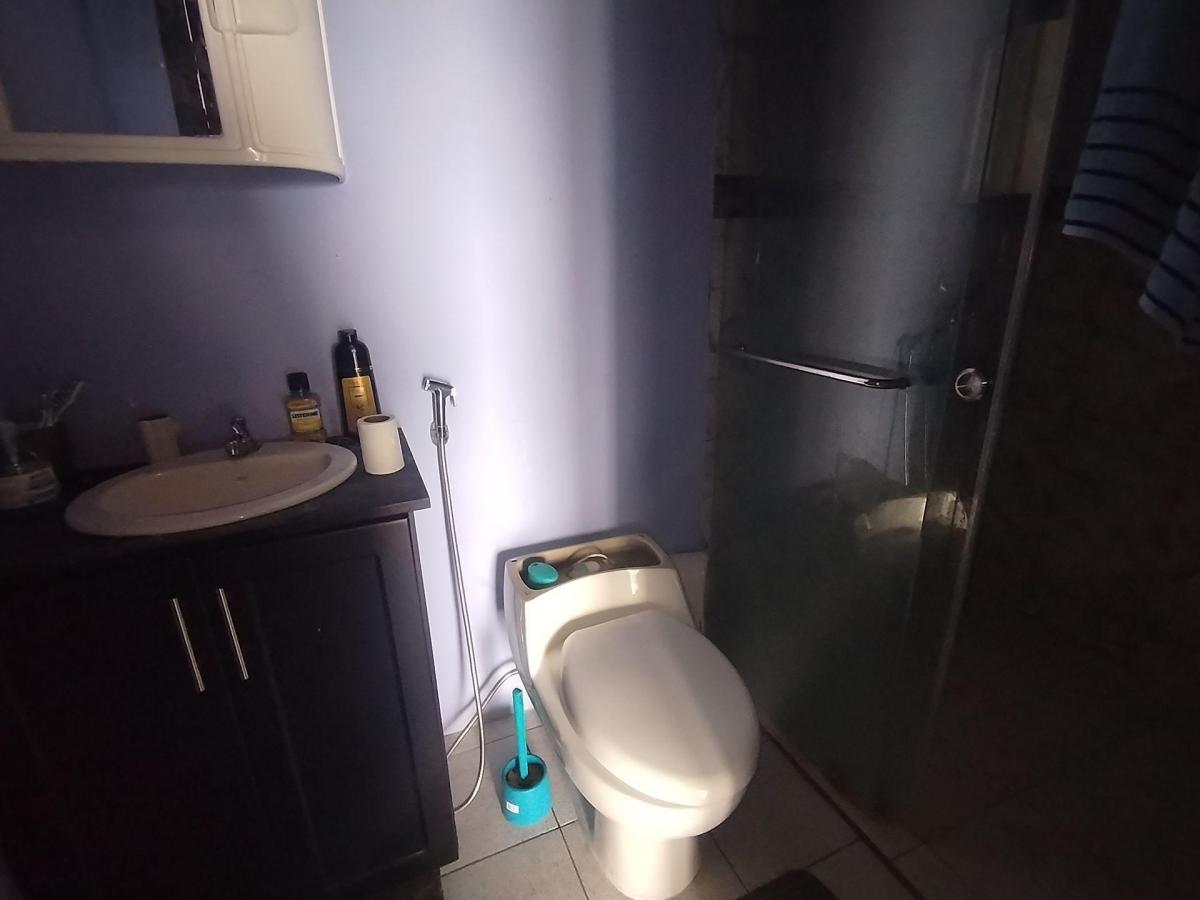 Casa Comercial Frente Al Mar de Venta en Crucita A/r, Manabí — imagen 10