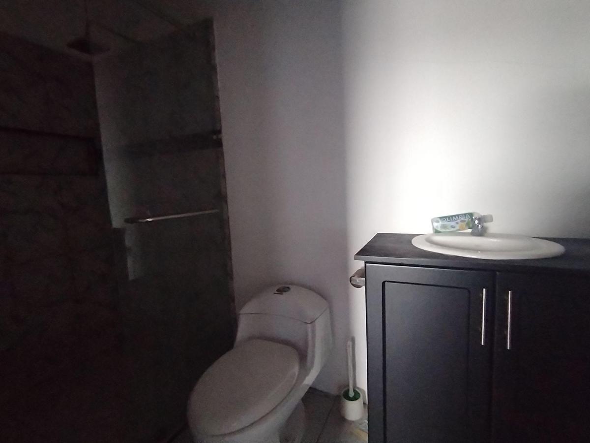 Casa Comercial Frente Al Mar de Venta en Crucita A/r, Manabí — imagen 8