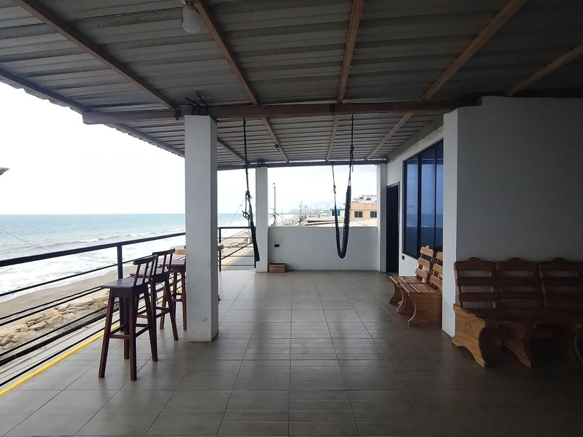 Casa Comercial Frente Al Mar de Venta en Crucita A/r, Manabí — imagen 7