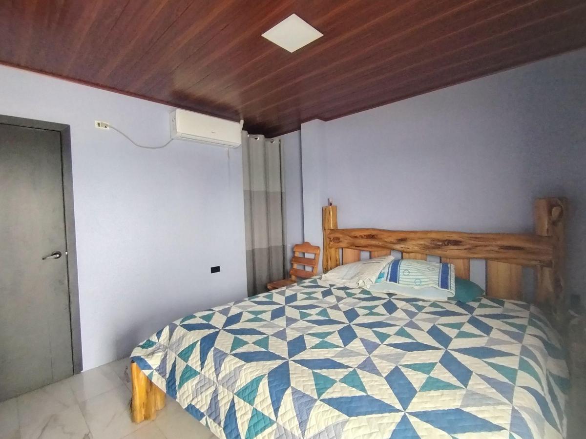 Casa Comercial Frente Al Mar de Venta en Crucita A/r, Manabí — imagen 2