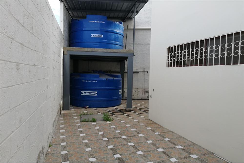 Casa de Venta en Manta Zona Sur, Manabí — imagen 2