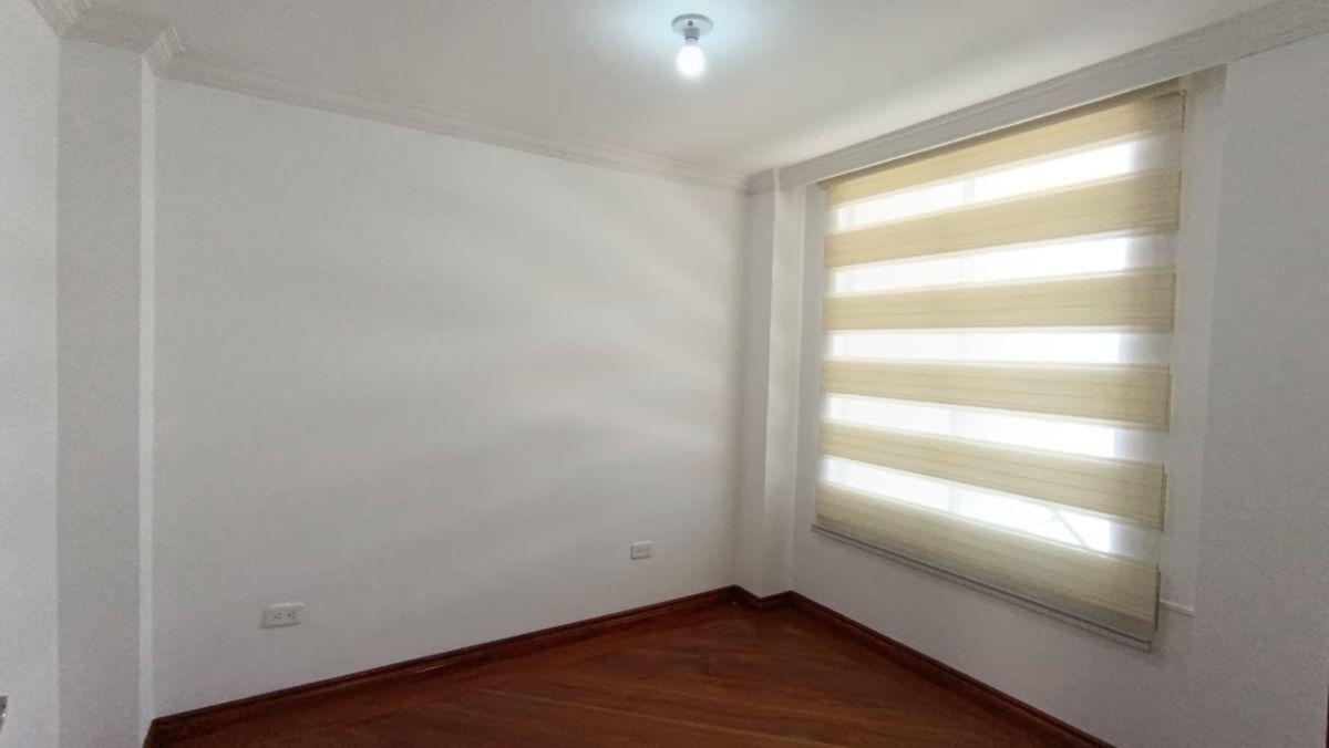 Venta - Casa - Conocoto - Valle - Puente 8 y 9 - Quito - Norte — imagen 5