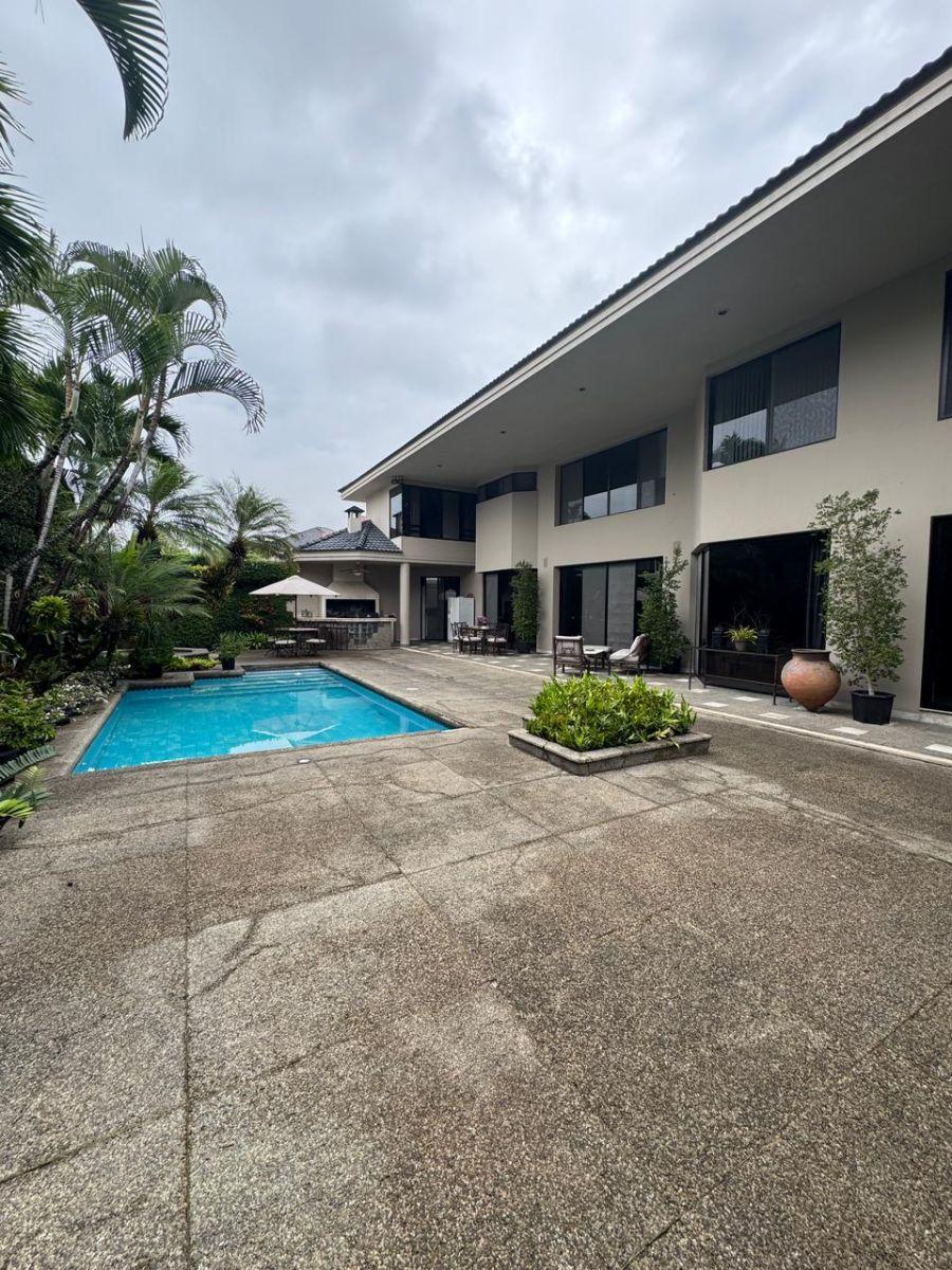 Samborondón Km 1.5 Urbanización Rio Grande Casa en Venta, Guayas — imagen 3