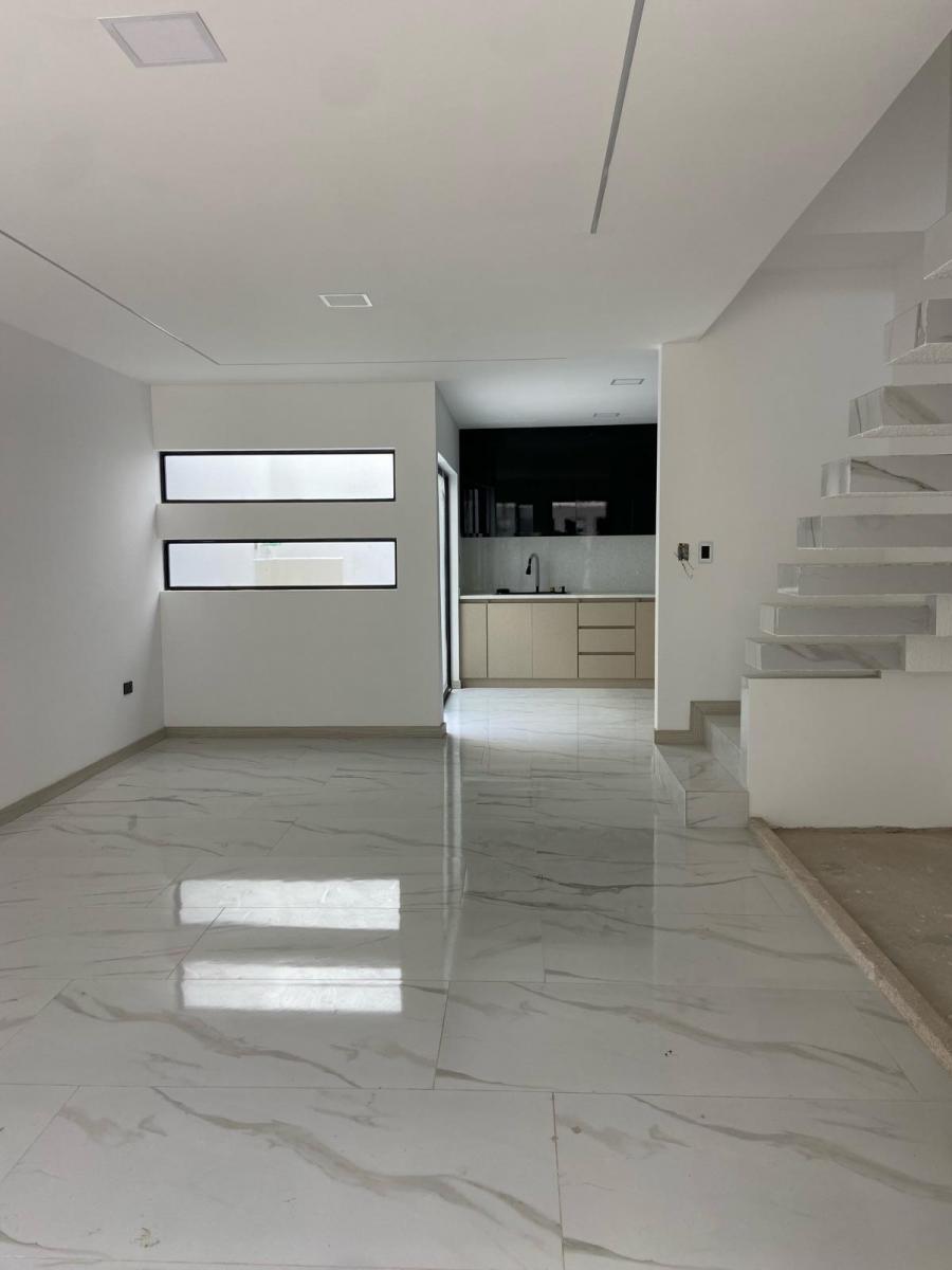 Hermosa Casa en Venta, Sector Baños, Azuay — imagen 8