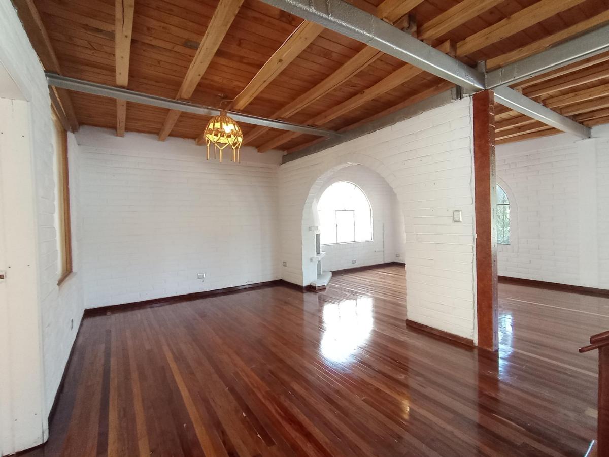 Tumbaco Centro, Urb. Privada Se Vende Hermosa Casa de 220 m² Estilo Campo — imagen 5