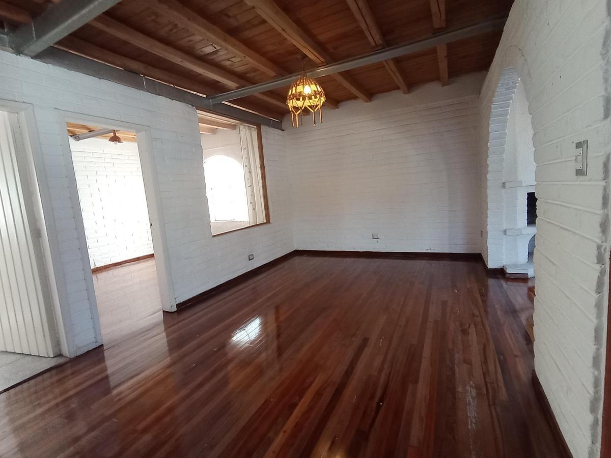 Tumbaco Centro, Urb. Privada Se Vende Hermosa Casa de 220 m² Estilo Campo — imagen 3