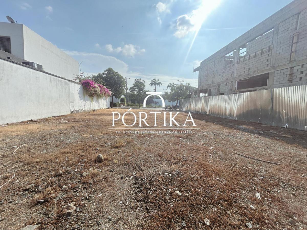 Venta Terreno Frente Al Area Social - Isla Mocoli Isola - Samborondon, Guayas — imagen 8