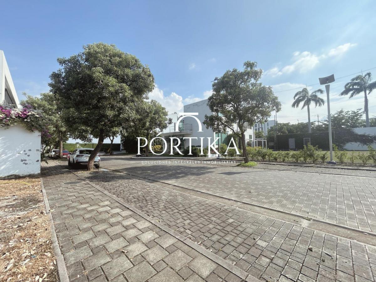 Venta Terreno Frente Al Area Social - Isla Mocoli Isola - Samborondon, Guayas — imagen 7