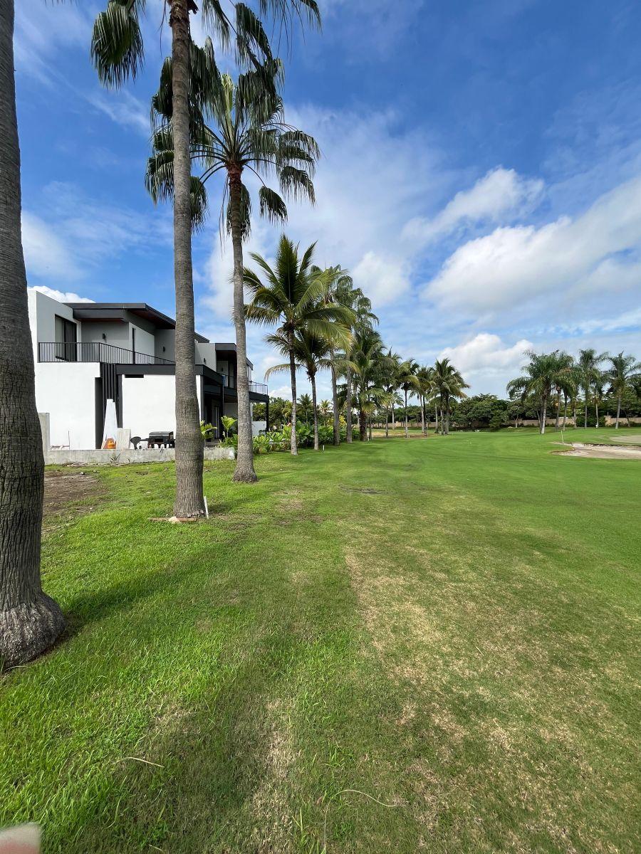 Terreno en Venta en Samborondon en La Isla Mocolí 1065 m² Campo de Golf, Guayas — imagen 4
