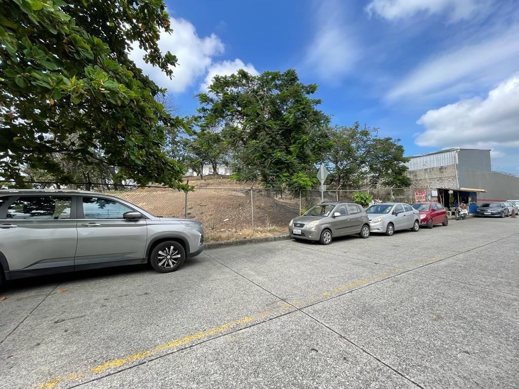 Terreno en Venta 8497 m² - Av Juan Tanca Marengo - Av Principal, Guayaquil, Guayas — imagen 2