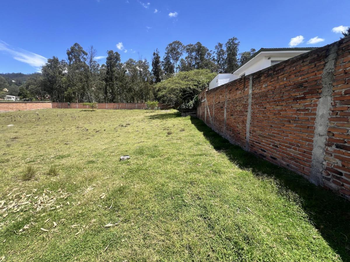 Terreno de Venta Ideal Para Constructor, Ubicado en Nayón, Dentro de Urbanización — imagen 2