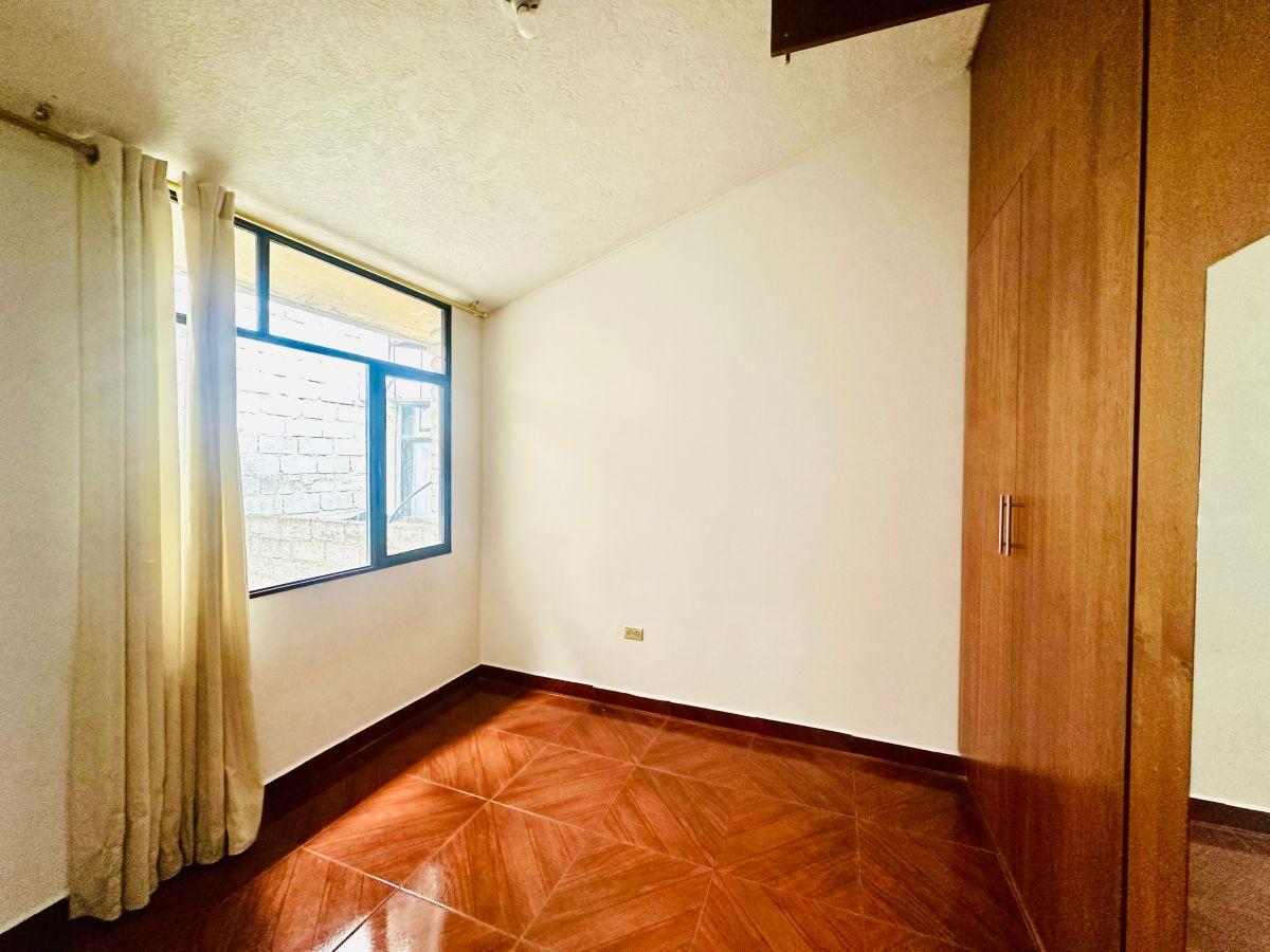 Cotocollao - Linda Casa de Venta Dentro de Conjunto — imagen 3