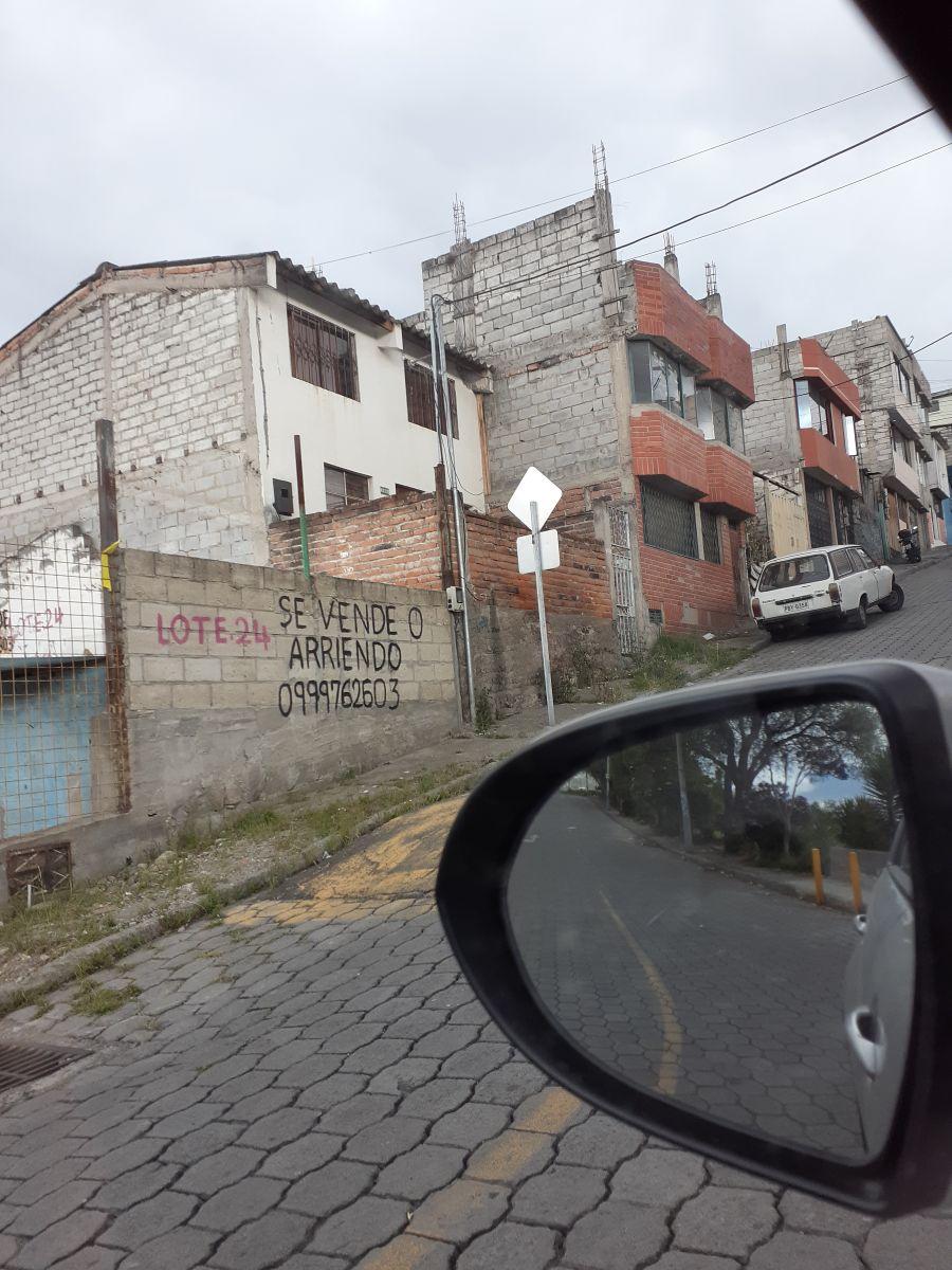 Vendo Casa Esquinera, Rentera con 3 Dptos Independientes y con 137 m² de Terreno Carapungo, Etapa F. Provincia de Pichincha — imagen 7