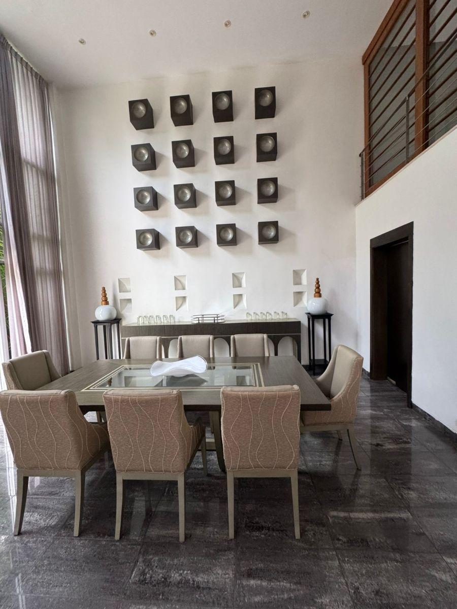 Casa con 3 Recámaras en 700 m² en Venta y Alquiler, Amoblada Samborondón, Guayas — imagen 10