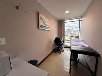 En Venta Consultorio en Edificio Corporativo - 42 m² — imagen 3