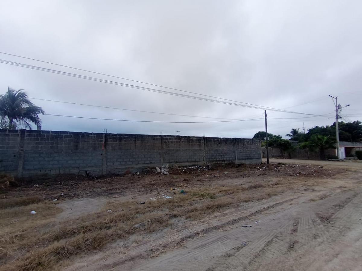 Venta de Terreno Comercial Industrial en La Libertad — imagen 2