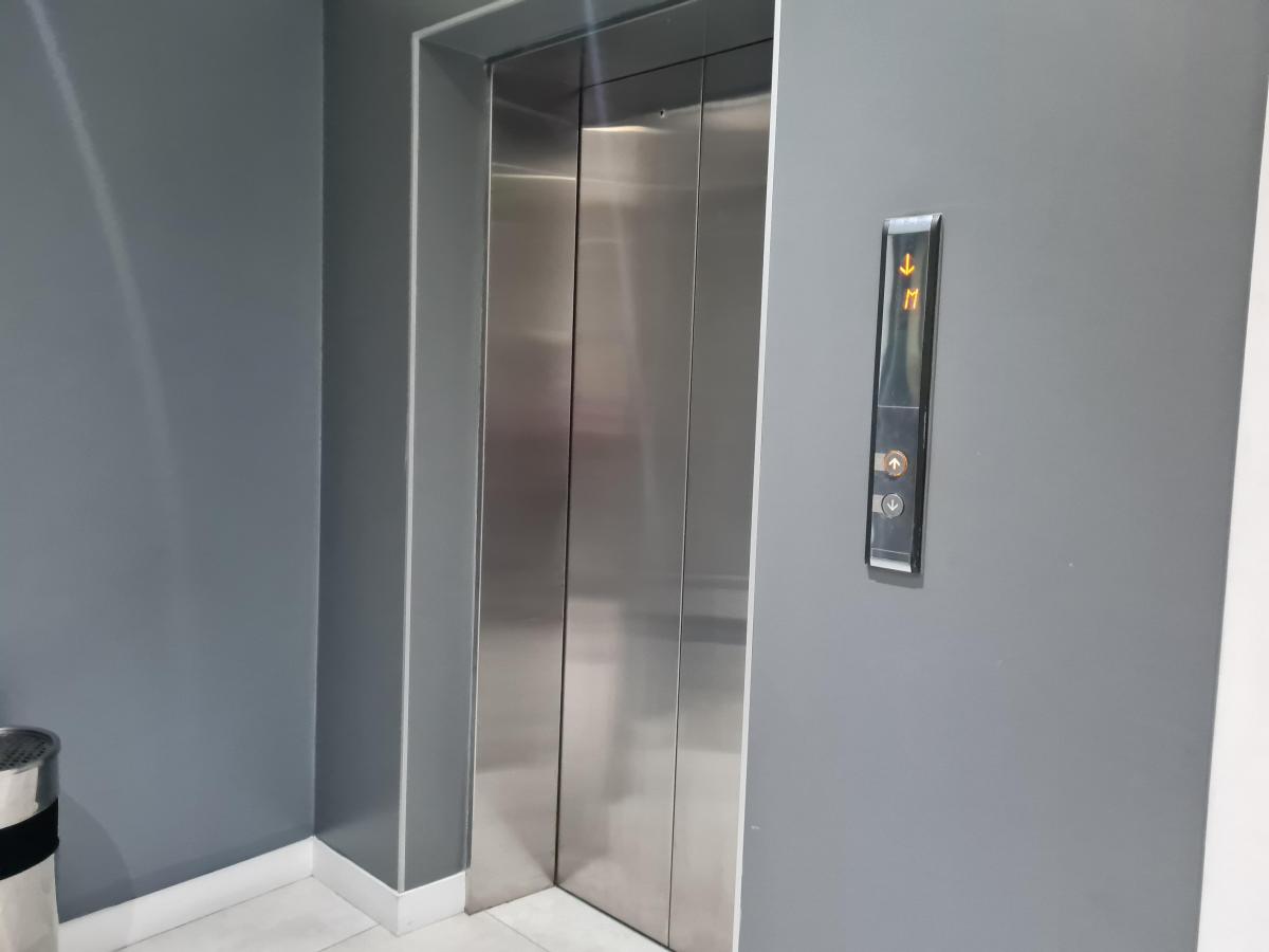 Departamento en Venta o Alquiler 1er Piso Alto - Edif. Spazio Puerto Santa Ana, Guayas — imagen 2