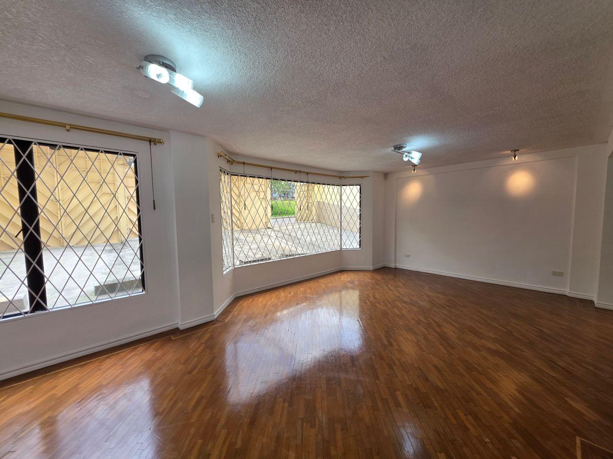 Amplio Departamento de Venta Planta Baja con Patio Sector Cofavi Supermaxi — imagen 8
