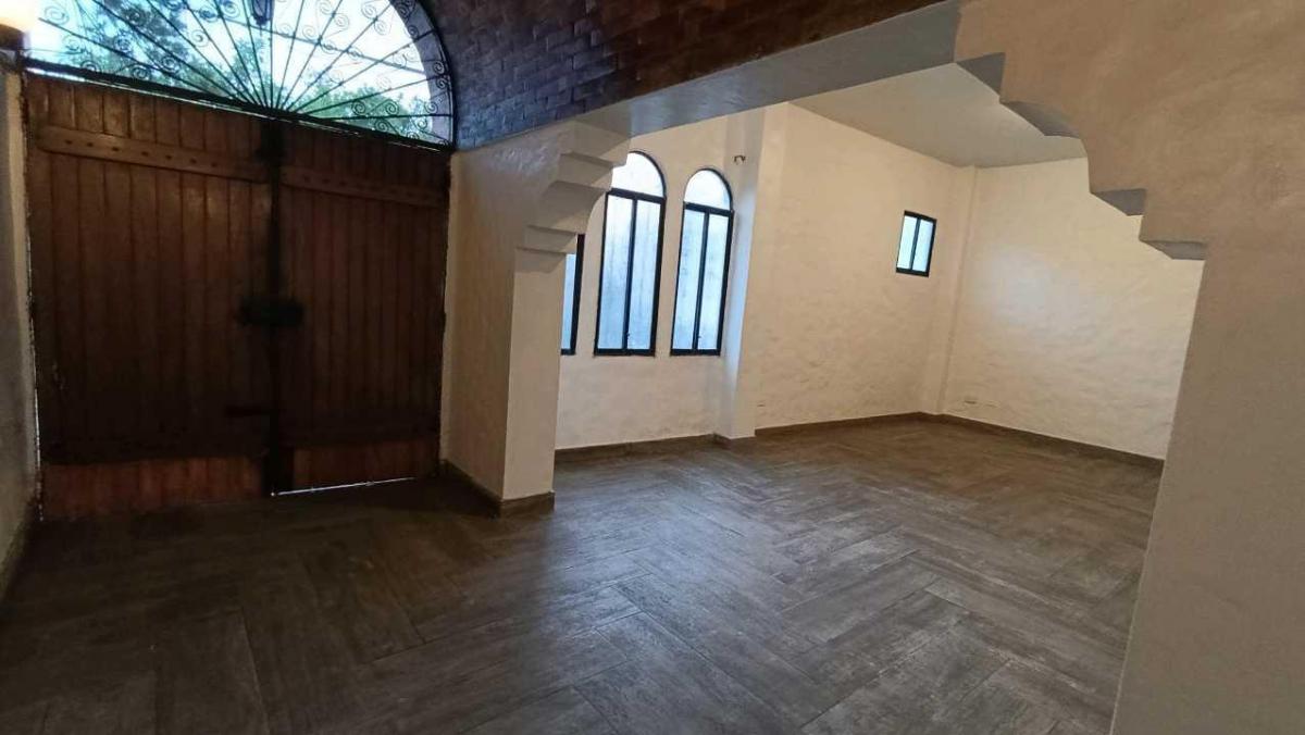 Barrio del Centenario Departamento Estilo Colonial en Venta, Guayas — imagen 10