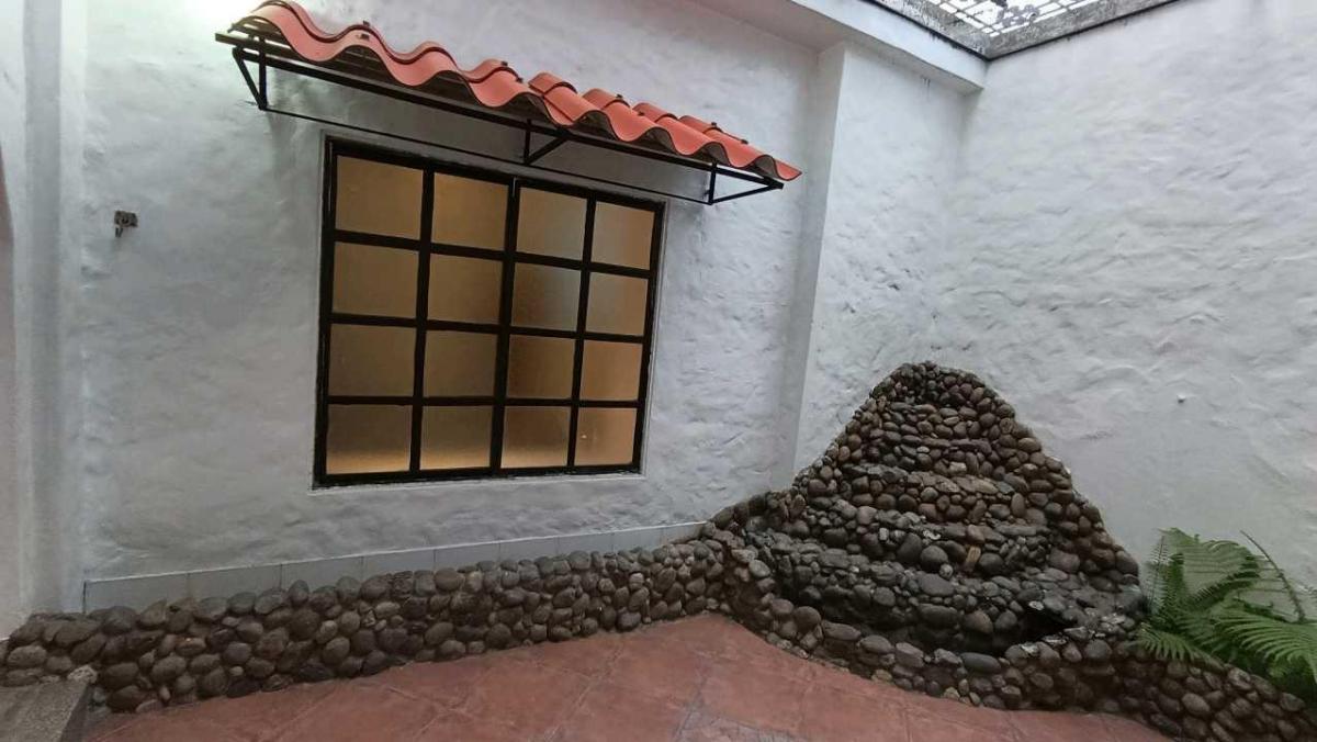 Barrio del Centenario Departamento en Venta Estilo Colonial 180 m², Guayas — imagen 4