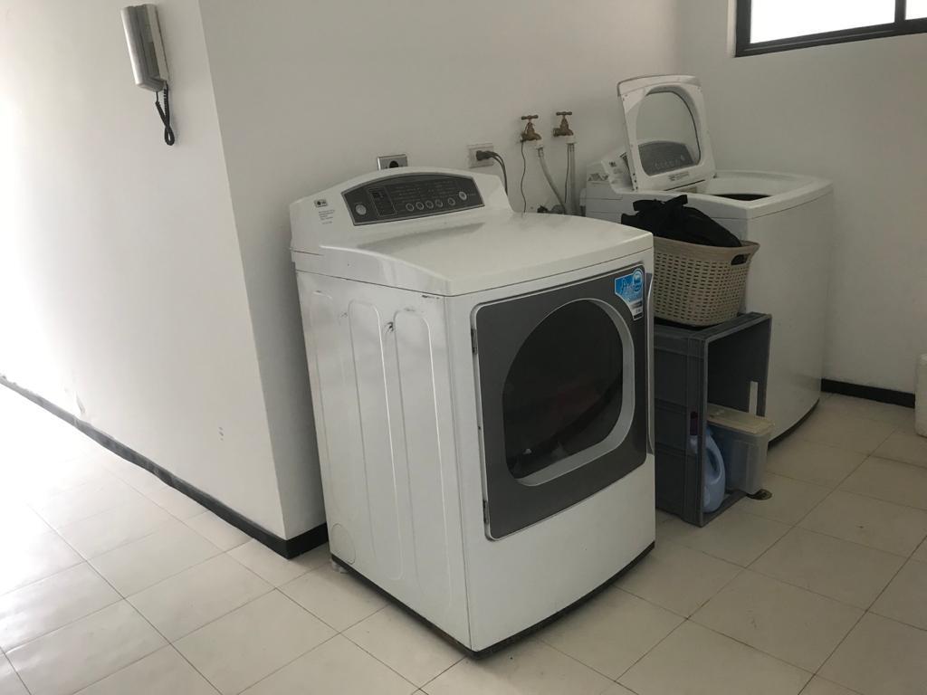 Vendo Casa Sector Colegio Menor Cumbaya — imagen 2
