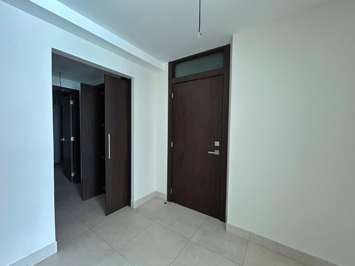Departamento de Lujo en Venta Ubicado en Edificio Baypoint, San Lorenzo, Salinas — imagen 3